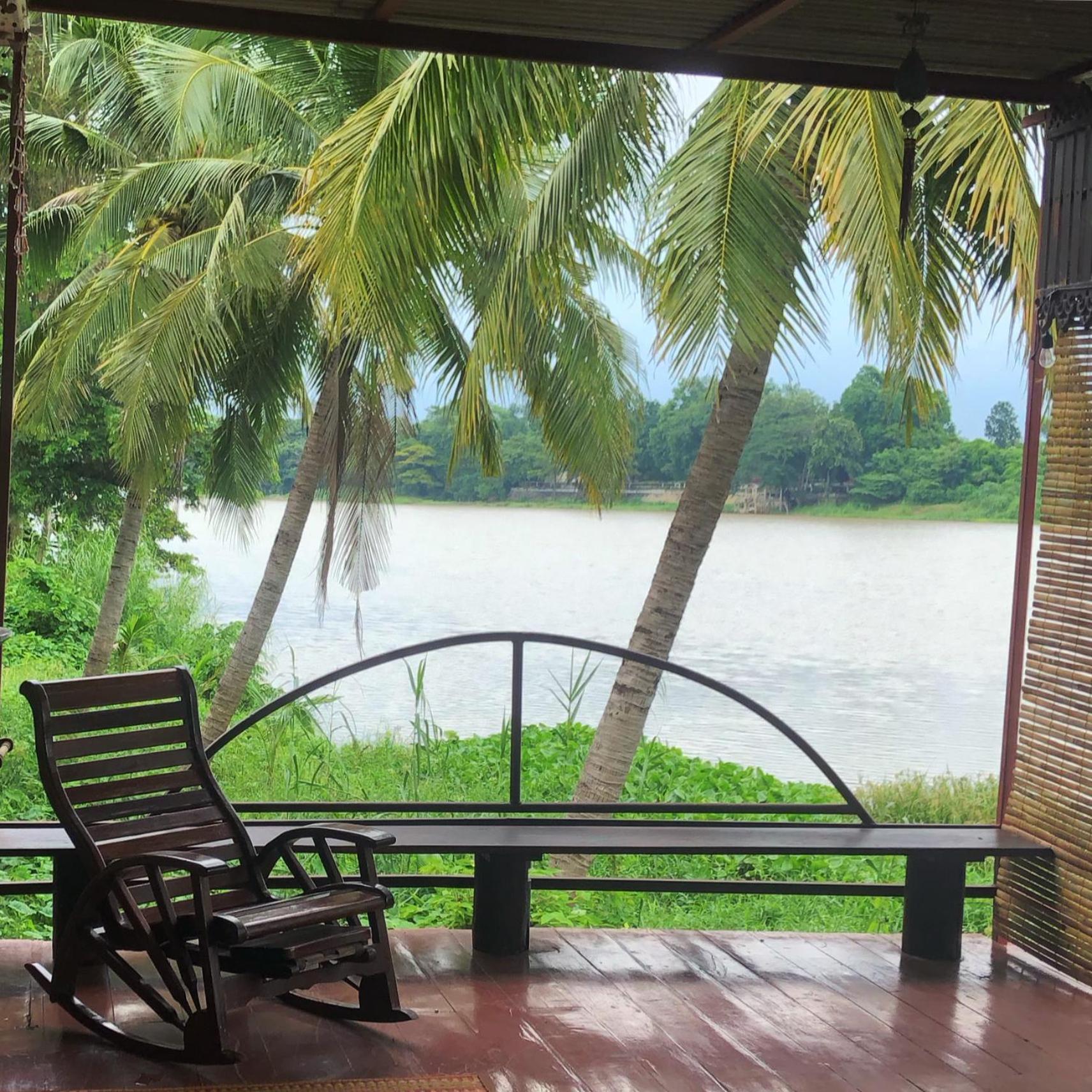 River Flow House Bangtanod Photharam Esterno foto